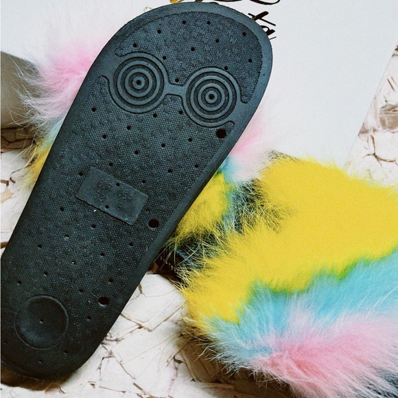 Mata Tie-dye Bling Slides - Picture 6 of 8